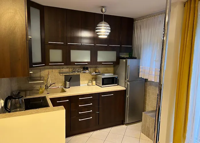 Last Pub Rynek-klima-parkigfree-netflix-youtube Apartment Wroclaw