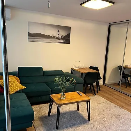 Last Pub Rynek-klima-parkigfree-netflix-youtube فروتسواف