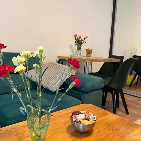 Last Pub Rynek-klima-parkigfree-netflix-youtube Apartment Wroclaw